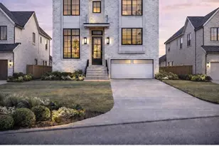4313 Lula St, Bellaire, TX 77401 - Photo 1