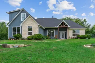 10856 Whispering Oaks Dr, Hearne, TX 77859 - Photo 1