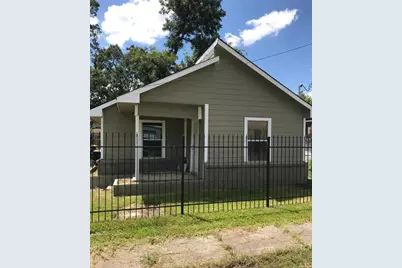 2704 Campbell Street, Houston, TX 77026 - Photo 2