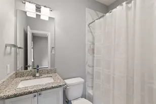 2409 Lawrence St, Houston, TX 77008 - Photo 10