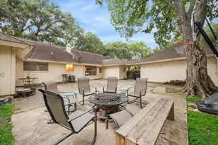 18407 Point Lookout Dr, Houston, TX 77058 - Photo 30