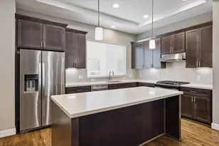 323 Eado Park Cir, Houston, TX 77020 - Photo 12