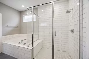 323 Eado Park Cir, Houston, TX 77020 - Photo 6