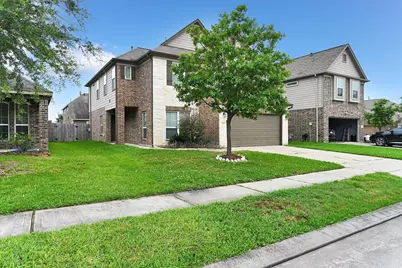 10615 Chestnut Pathway, Tomball, TX 77375 - Photo 1