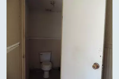 127 S Fenner Avenue, Cleveland, TX 77327 - Photo 10