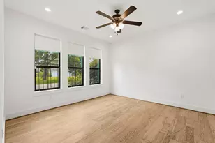 1723 W 14th St, Houston, TX 77008 - Photo 4