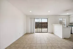 6645 Wanda Ln, Houston, TX 77074 - Photo 4