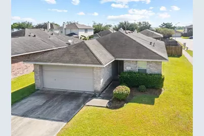 8202 Greenleaf Street, Baytown, TX 77523 - Photo 2