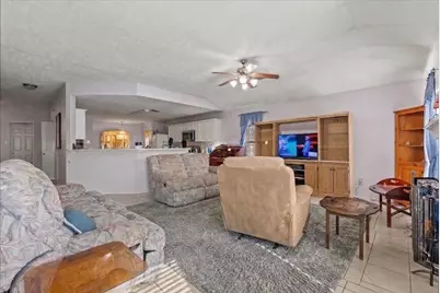 8202 Greenleaf Street, Baytown, TX 77523 - Photo 10