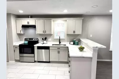 5033 Valley View Drive, La Porte, TX 77571 - Photo 12