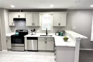 5033 Valleyview Dr, La Porte, TX 77571 - Photo 12