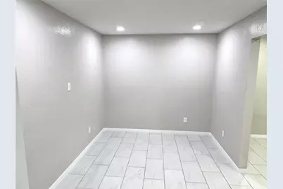 5033 Valley View Drive, La Porte, TX 77571 - Photo 16