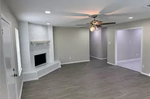 5033 Valleyview Dr, La Porte, TX 77571 - Photo 6