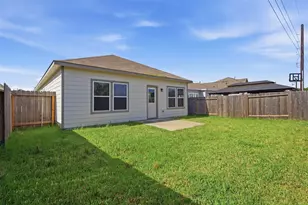 331 Century Farm Dr, Crosby, TX 77532 - Photo 4