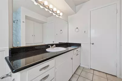 2319 Blue Willow Drive, Houston, TX 77042 - Photo 32