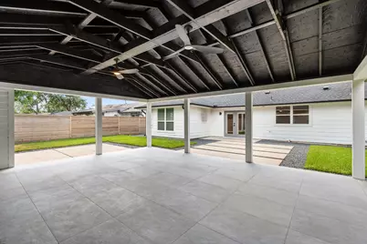 1910 Lynnview Drive, Houston, TX 77055 - Photo 26