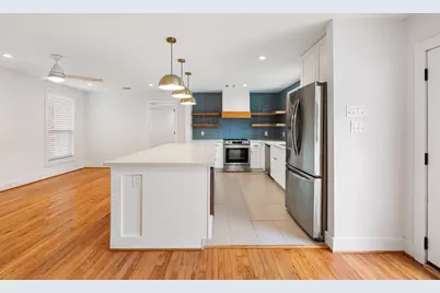 1910 Lynnview Drive, Houston, TX 77055 - Photo 8