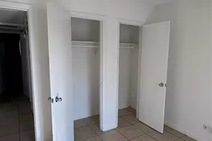 703 S 2nd St, La Porte, TX 77571 - Photo 8