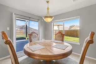 7922 Cedar View St, Baytown, TX 77523 - Photo 8