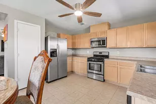 7922 Cedar View St, Baytown, TX 77523 - Photo 10