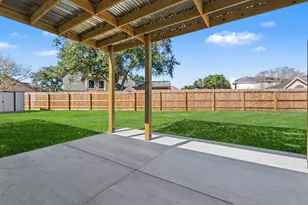 7922 Cedar View St, Baytown, TX 77523 - Photo 24