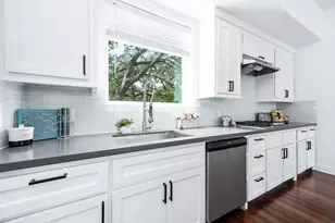 1721 Henderson St, Houston, TX 77007 - Photo 14
