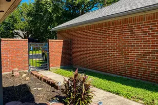 7142 River Garden Dr, Houston, TX 77095 - Photo 4