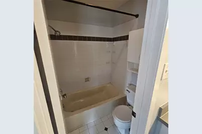 3875 Tanglewilde Street #3875, Houston, TX 77063 - Photo 10