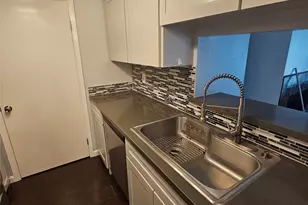 3875 Tanglewilde St, Houston, TX 77063 - Photo 4