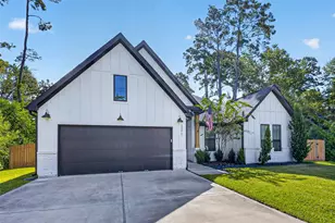 10372 Fairview Dr, Conroe, TX 77385 - Photo 2