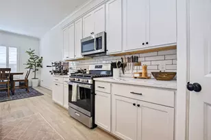 10372 Fairview Dr, Conroe, TX 77385 - Photo 14