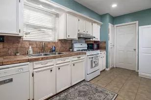 31322 Alice Ln, Tomball, TX 77375 - Photo 10