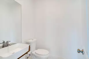 2405 Keene St, Houston, TX 77009 - Photo 6