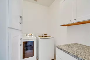 2405 Keene St, Houston, TX 77009 - Photo 34