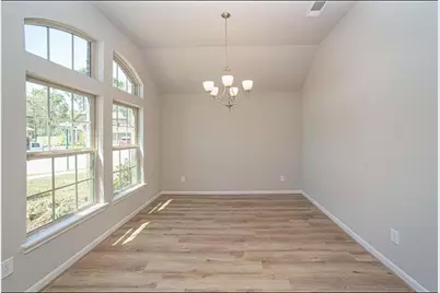 2926 Grand Hawthorne Road, Conroe, TX 77385 - Photo 4