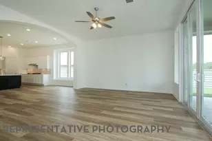 358 Silver Sage St, Conroe, TX 77304 - Photo 4