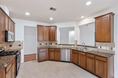 21579 Tims Harbor Dr Drive, Kingwood, TX 77339 - Photo 10
