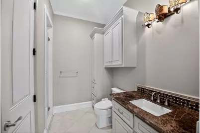 11117 Beinhorn Road, Houston, TX 77024 - Photo 46