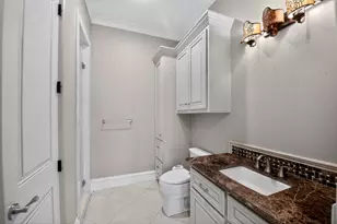 11117 Beinhorn Rd, Houston, TX 77024 - Photo 46