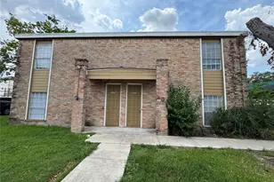 5621 Val Verde St, Houston, TX 77057 - Photo 4