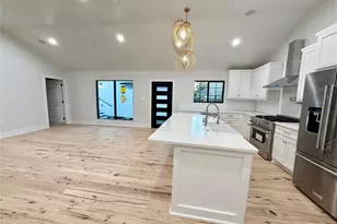 001 1/2 Common St, Houston, TX 77009 - Photo 10