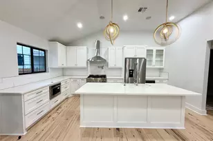 001 1/2 Common St, Houston, TX 77009 - Photo 12