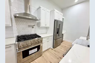 001 1/2 Common Street, Houston, TX 77009 - Photo 6
