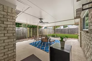 9618 Springmont Dr, Houston, TX 77080 - Photo 38