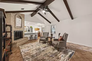 9618 Springmont Dr, Houston, TX 77080 - Photo 14