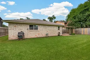 9618 Springmont Dr, Houston, TX 77080 - Photo 42