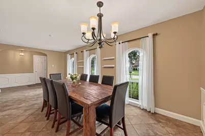 9618 Springmont Drive, Houston, TX 77080 - Photo 10