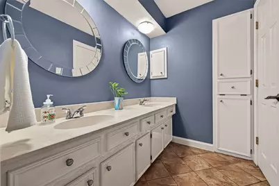 9618 Springmont Drive, Houston, TX 77080 - Photo 36