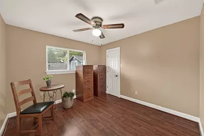 9618 Springmont Drive, Houston, TX 77080 - Photo 24