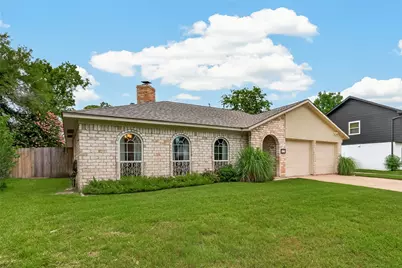 9618 Springmont Drive, Houston, TX 77080 - Photo 2